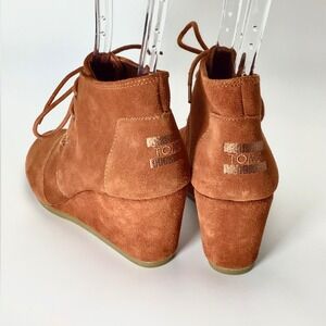 Toms Kala Rust Brown Lace Up‎ Suede Wedge Heels Ankle Boot Booties Women's 7.5